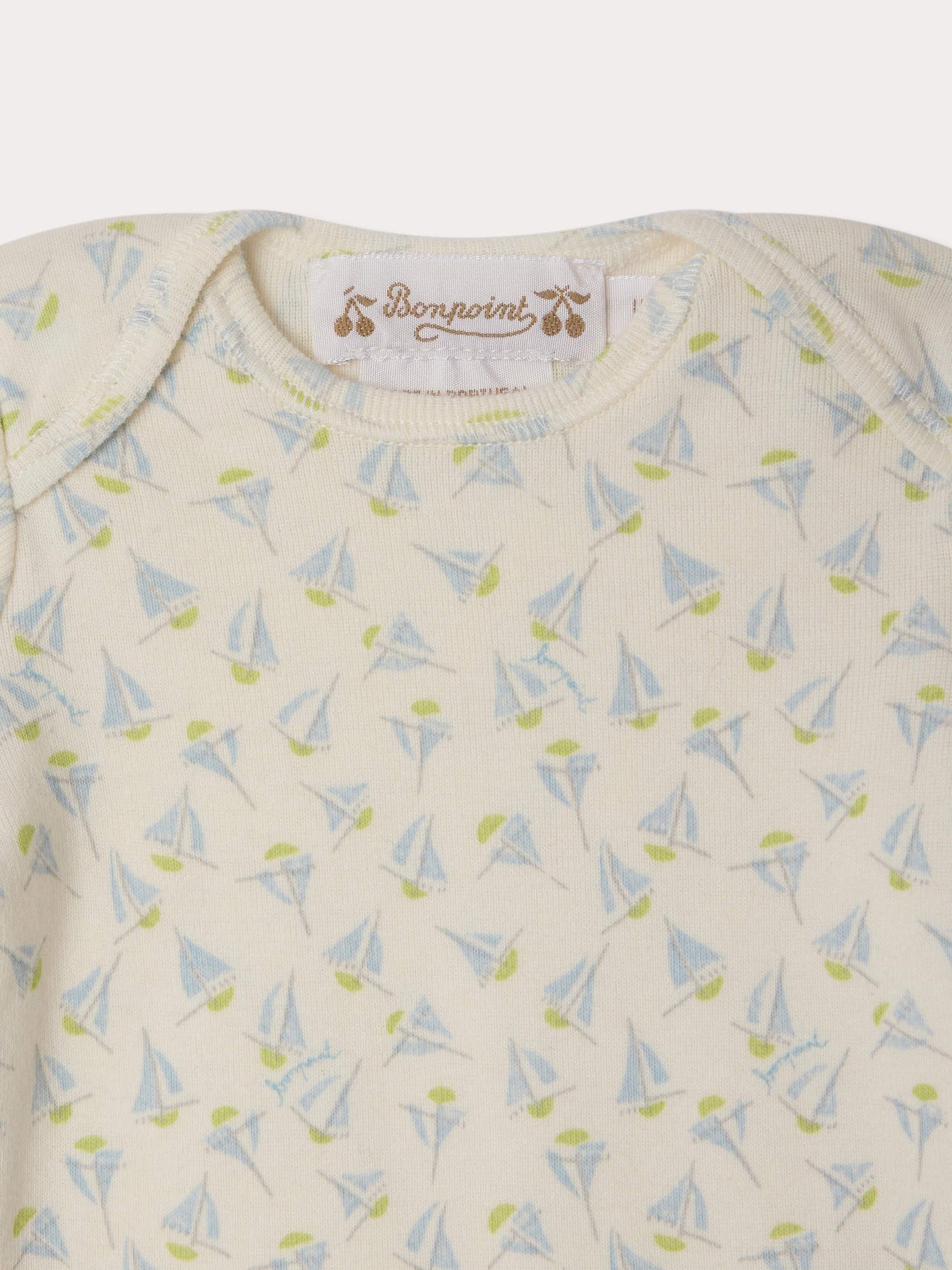 Timi set with sailboat print in organic cotton