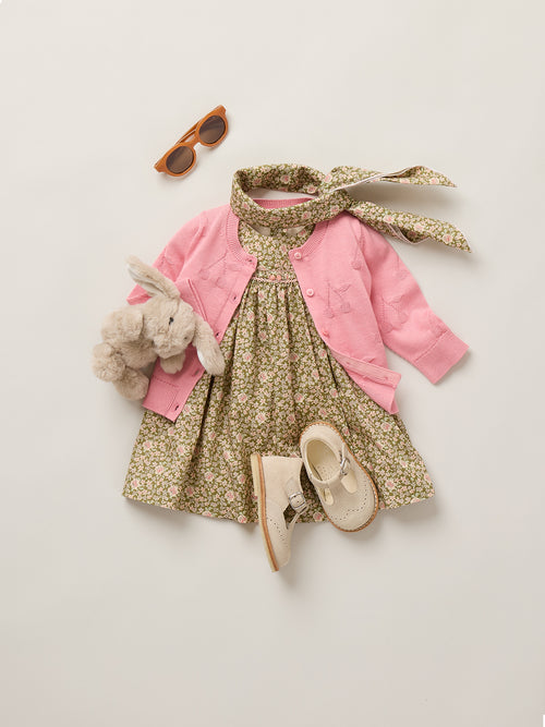 Amantine-Kleid gesmokt und handbestickt aus Bio-Baumwollstoff von Liberty