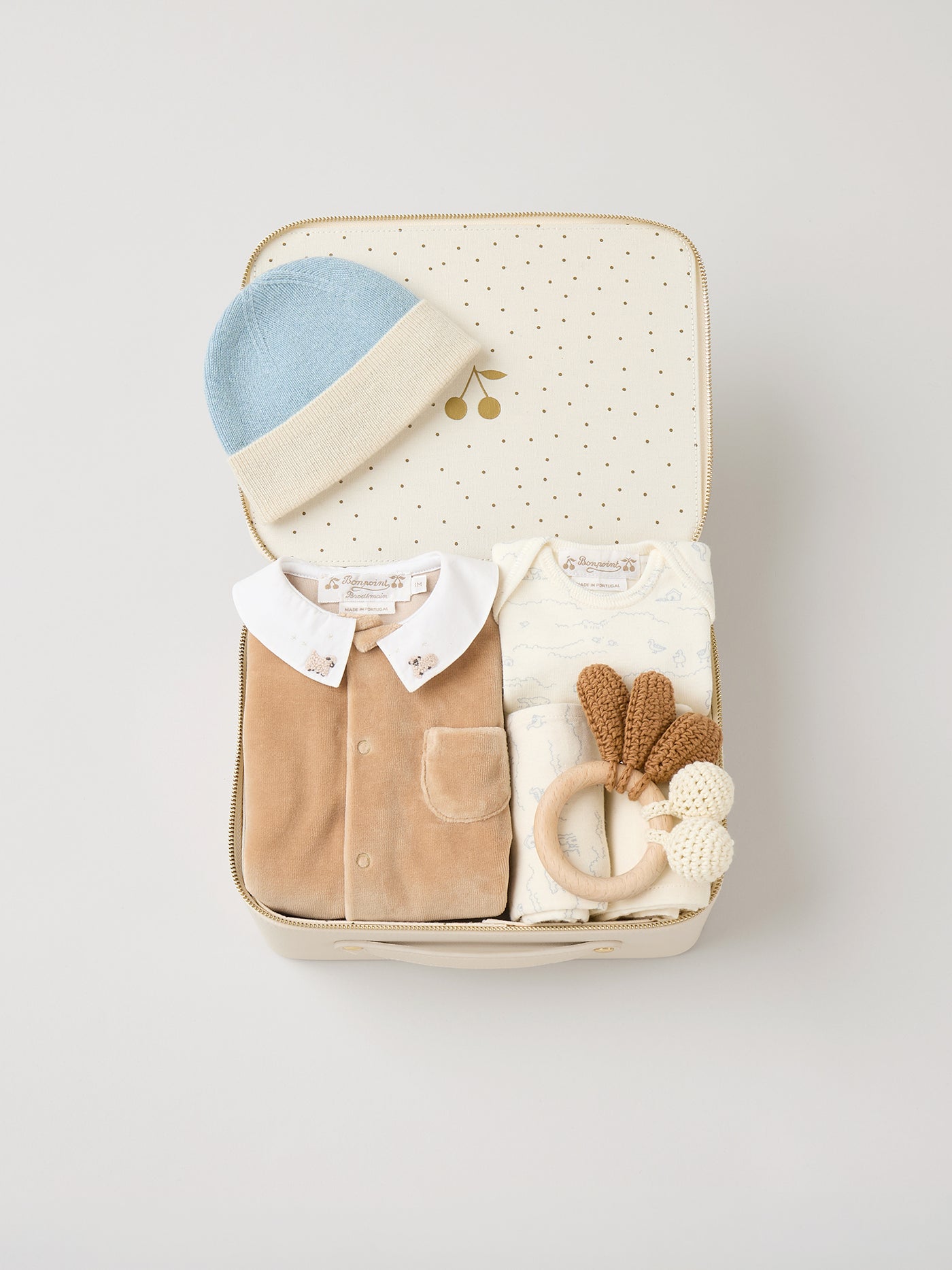 Moyenne valise naissance garçon - Pyjama et ensemble en coton biologique