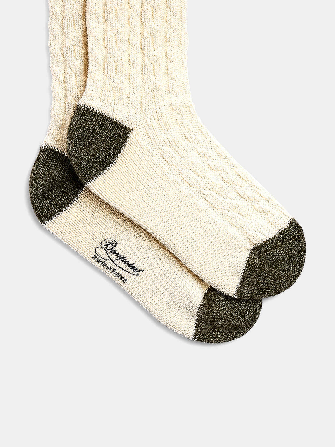 Cremefarbene, gedrehte Socken von Gamil