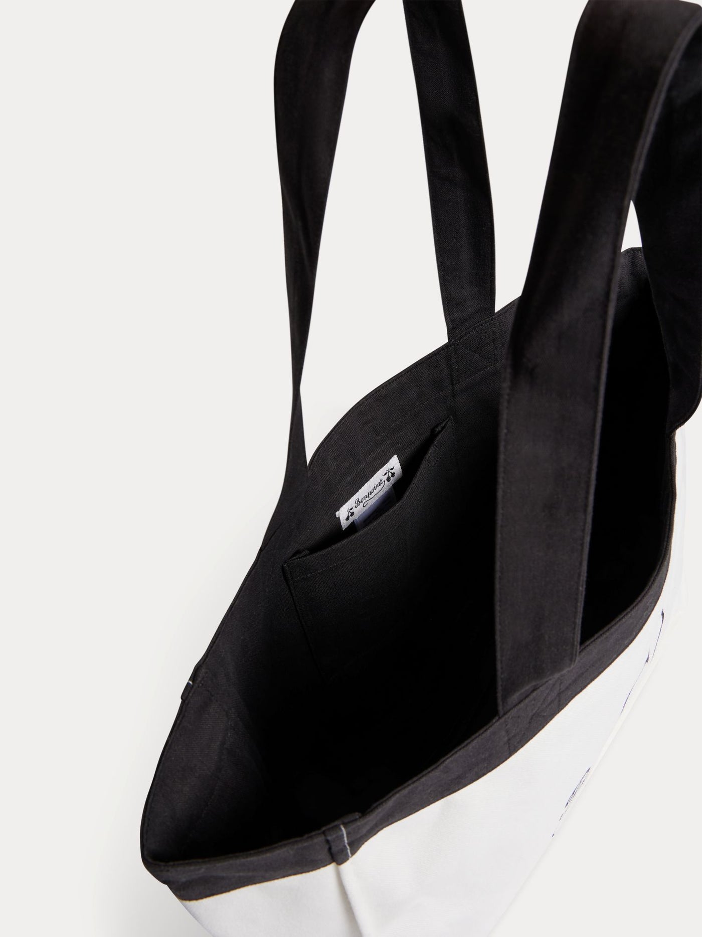 Emiko Tasche in Ecru