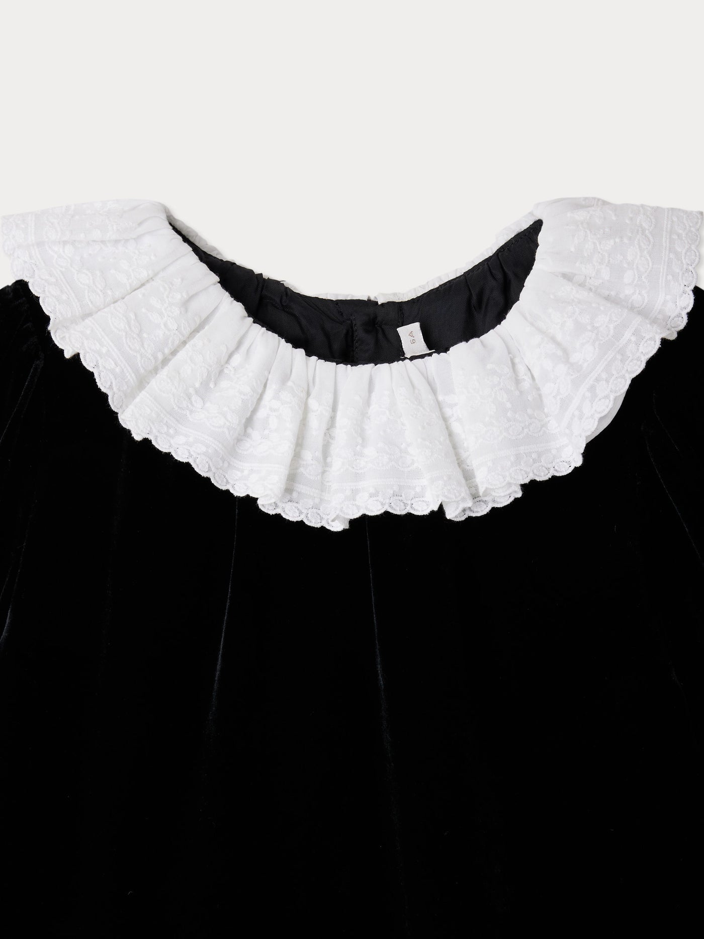 Robe habillée Jaelyn en velours de soie et col en coton brodé blanc