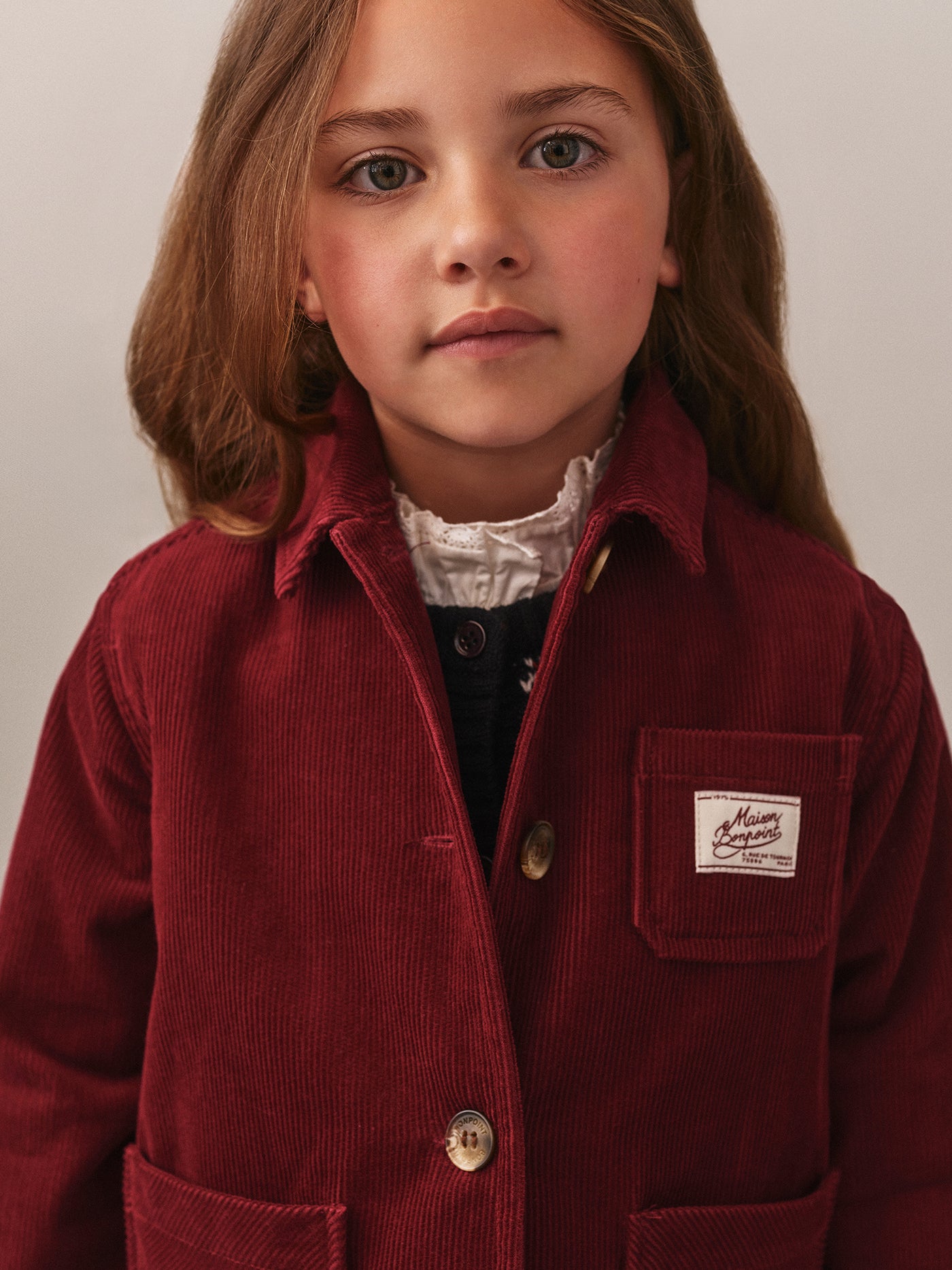 Veste Edith avec cerise brodée en velours côtelé