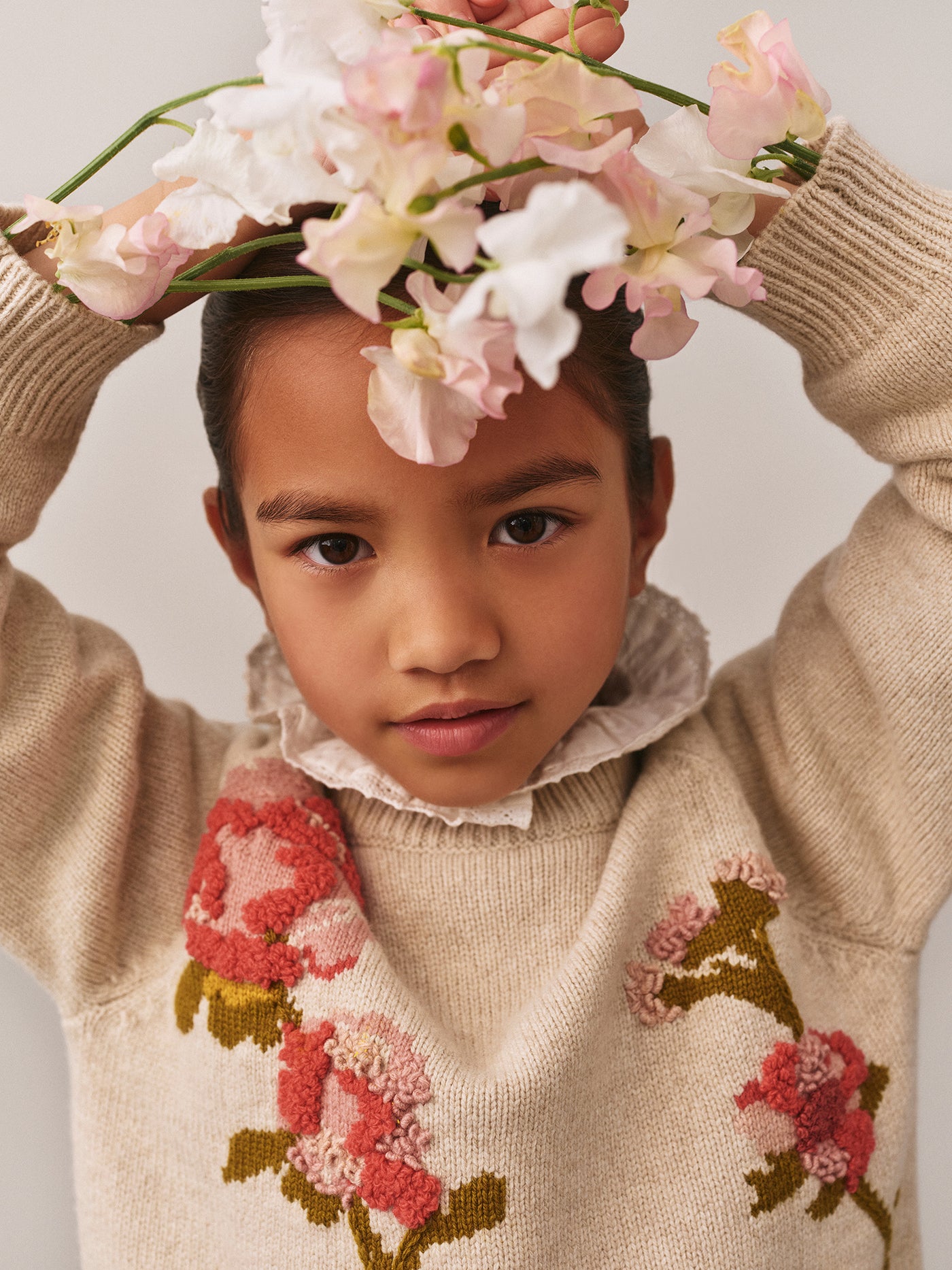 Gillia-Pullover aus Jacquard und handgestickten Blumen