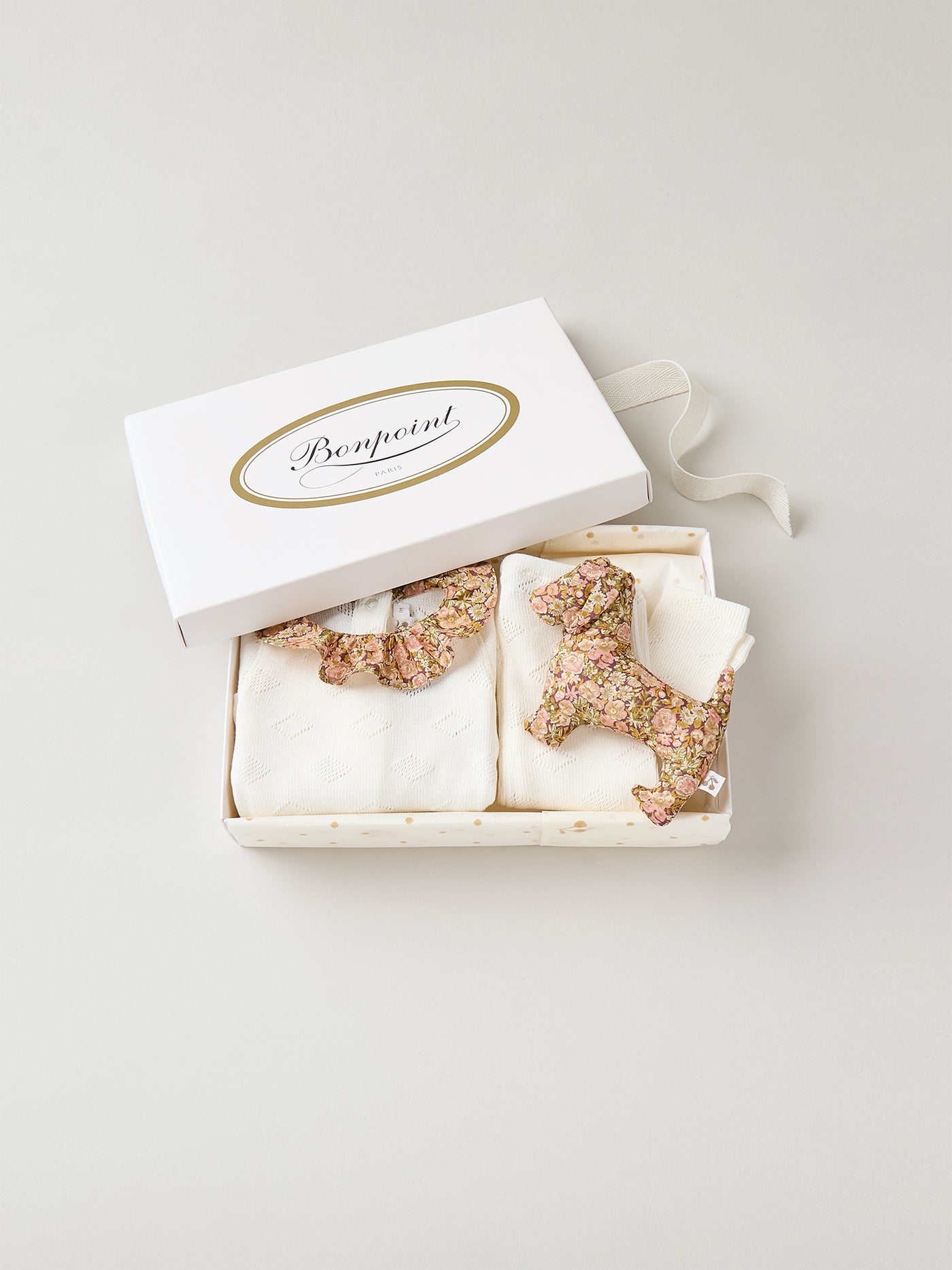 Coffret Daisie avec ensemble en maille et doudou en tissu Liberty en coton biologique