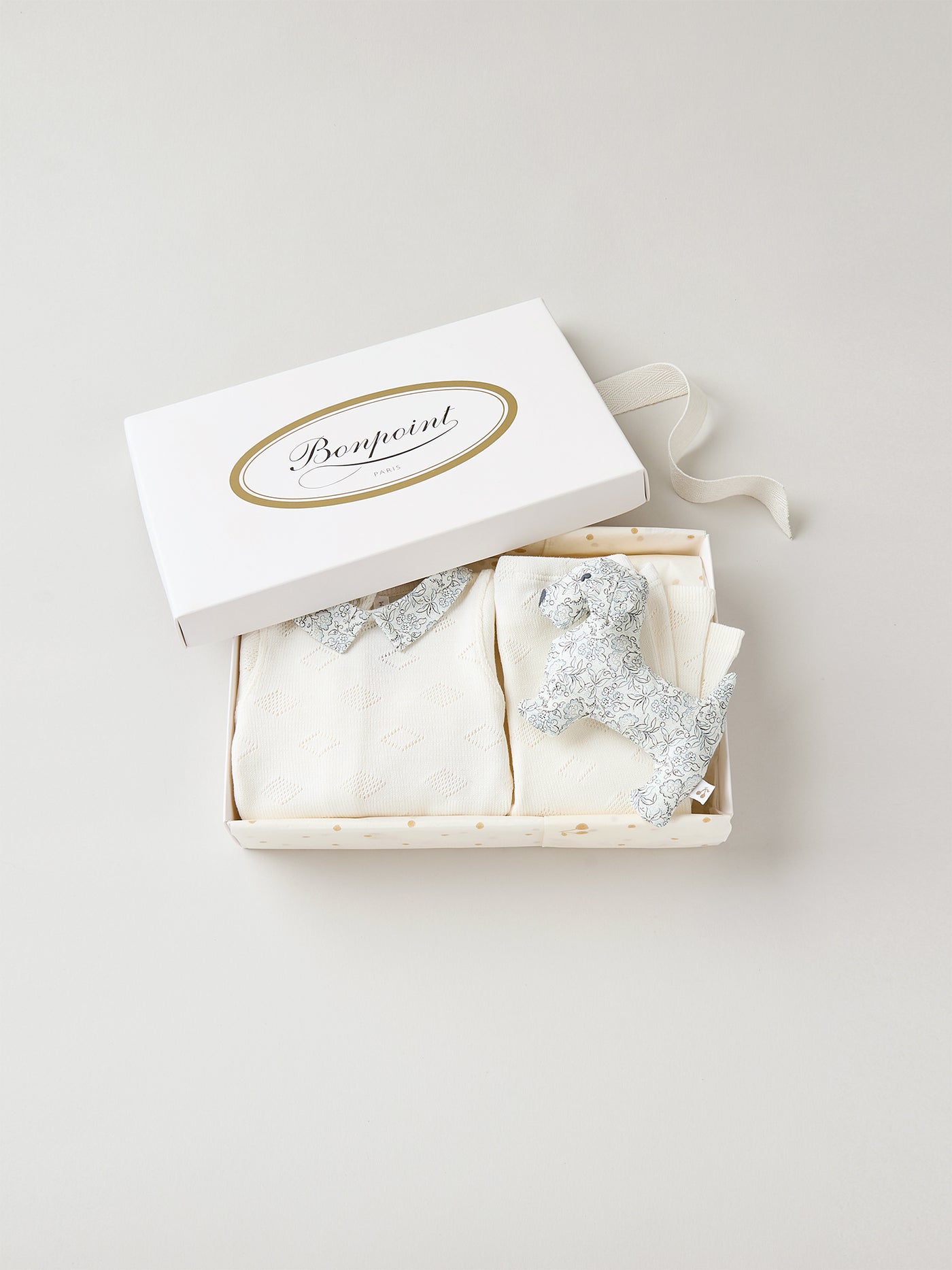 Coffret Denice avec ensemble en maille et doudou en coton biologique