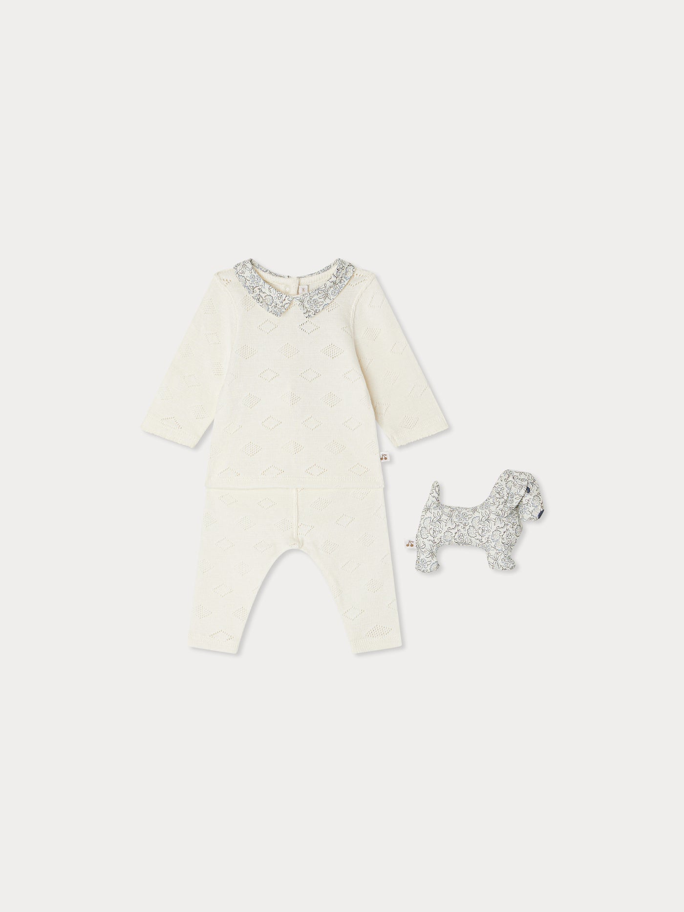 Denice-Box mit Strickset und Bettdecke aus Bio-Baumwolle
