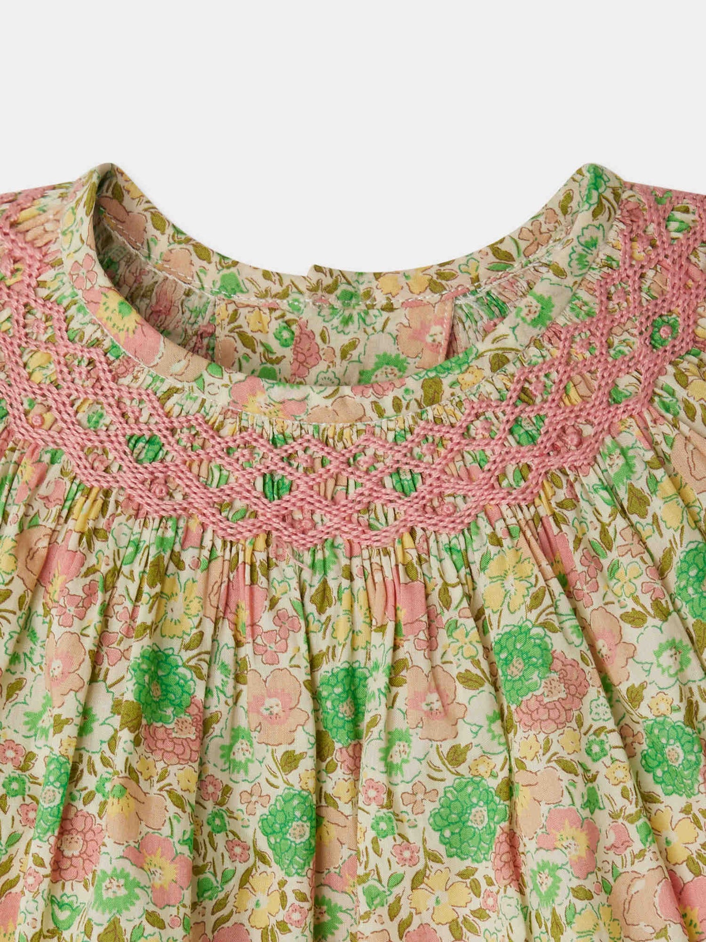 Blouse Griotte smockée et brodée en tissu Liberty en coton biologique