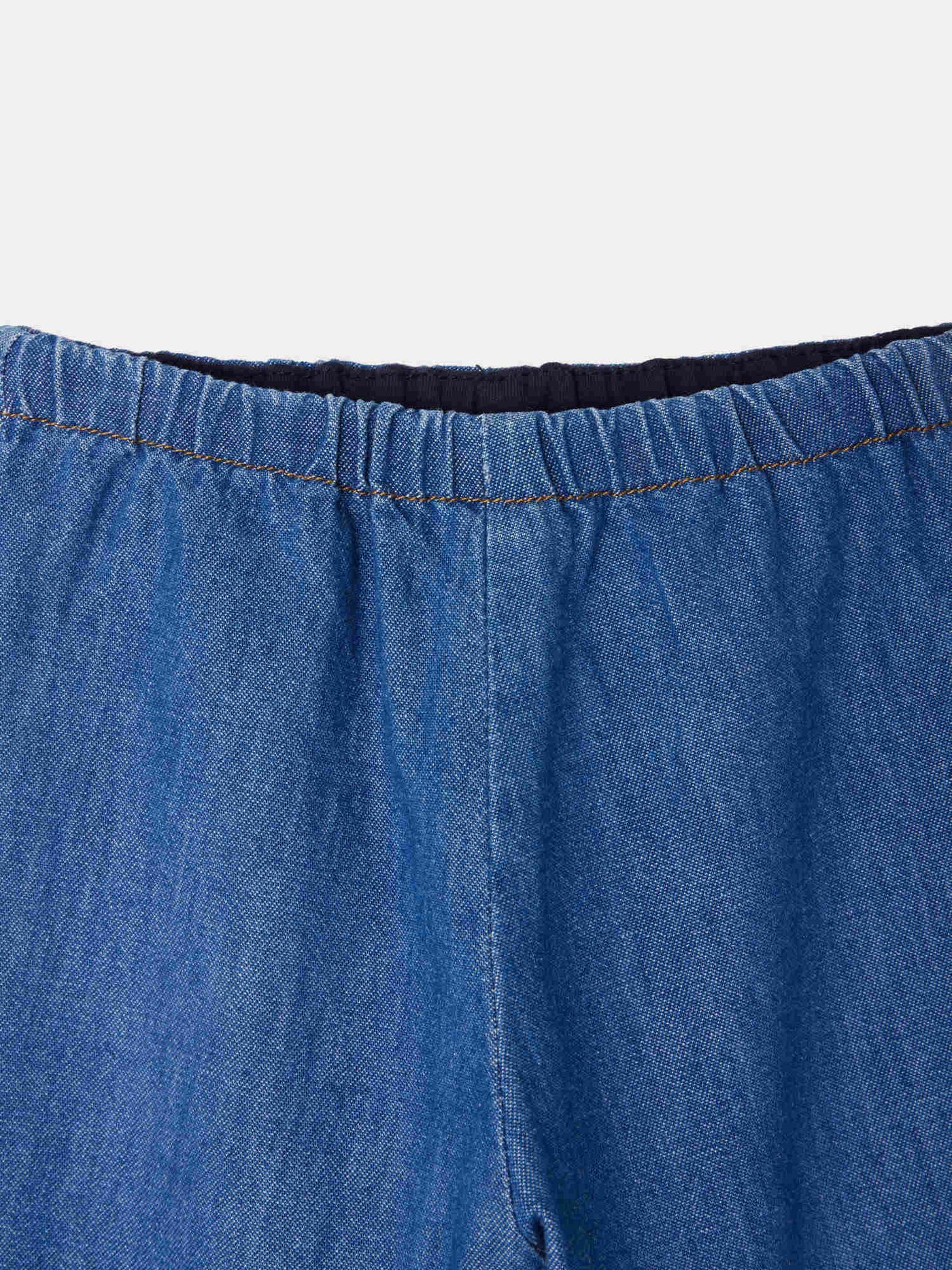 Dandyhose aus hellem Denim