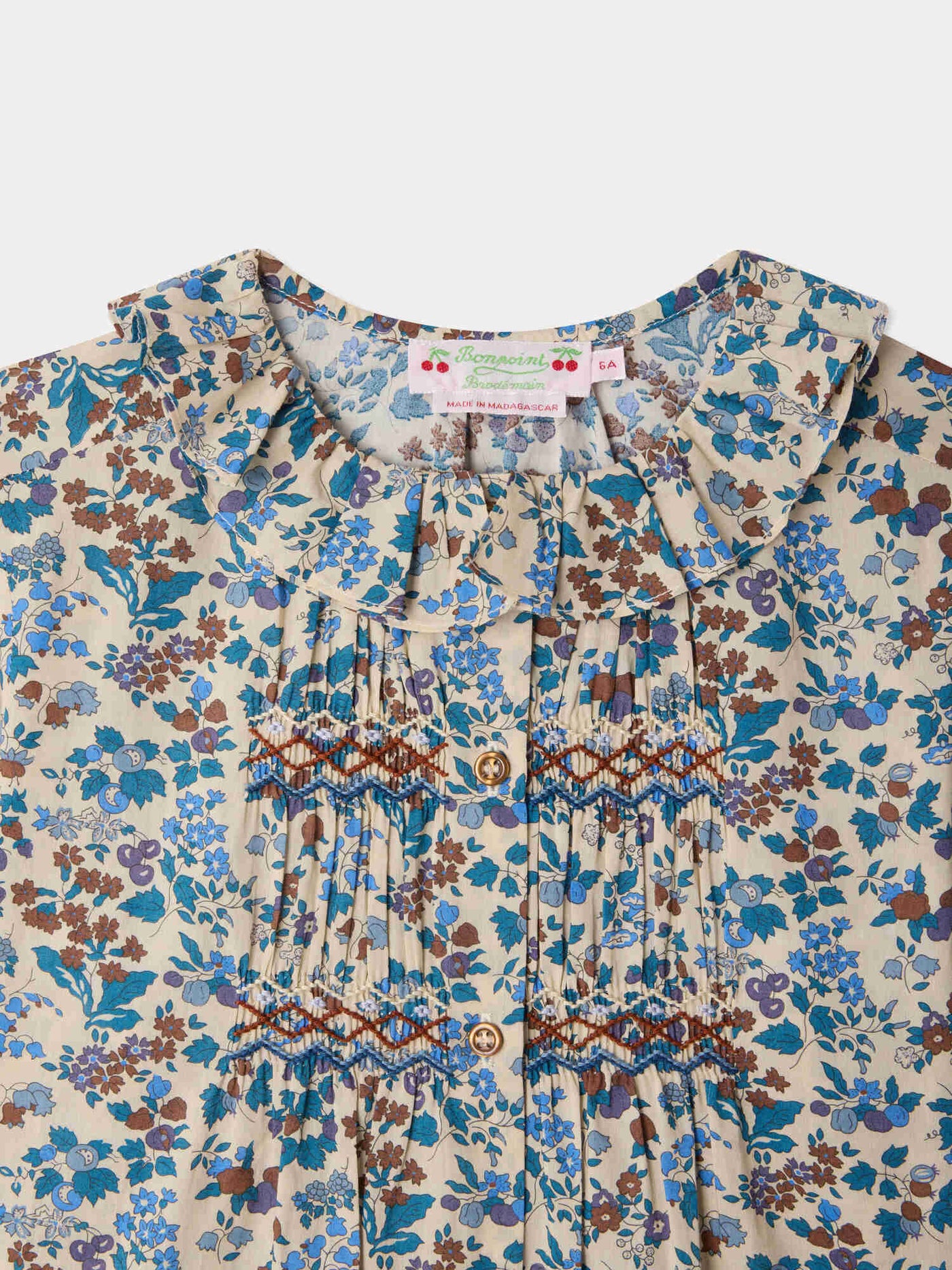 Blouse Mentille en tissu Liberty smockée et brodée main en coton biologique