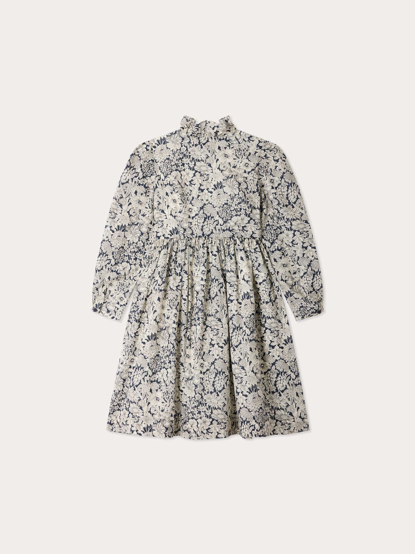 Robe Marjolaine en tissu Liberty smockee et brodee main en coton biologique