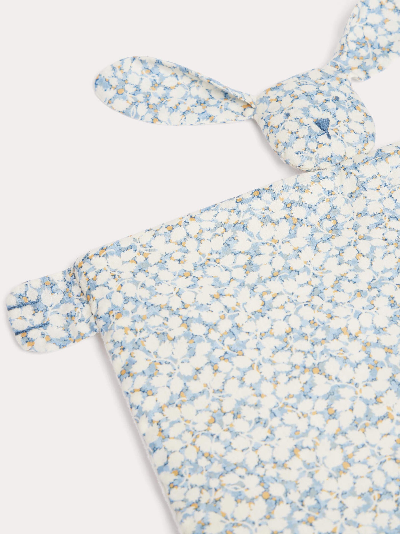 Schmusetuch Mimou Hasenkopf aus blauem Liberty-Stoff Bio-Baumwolle