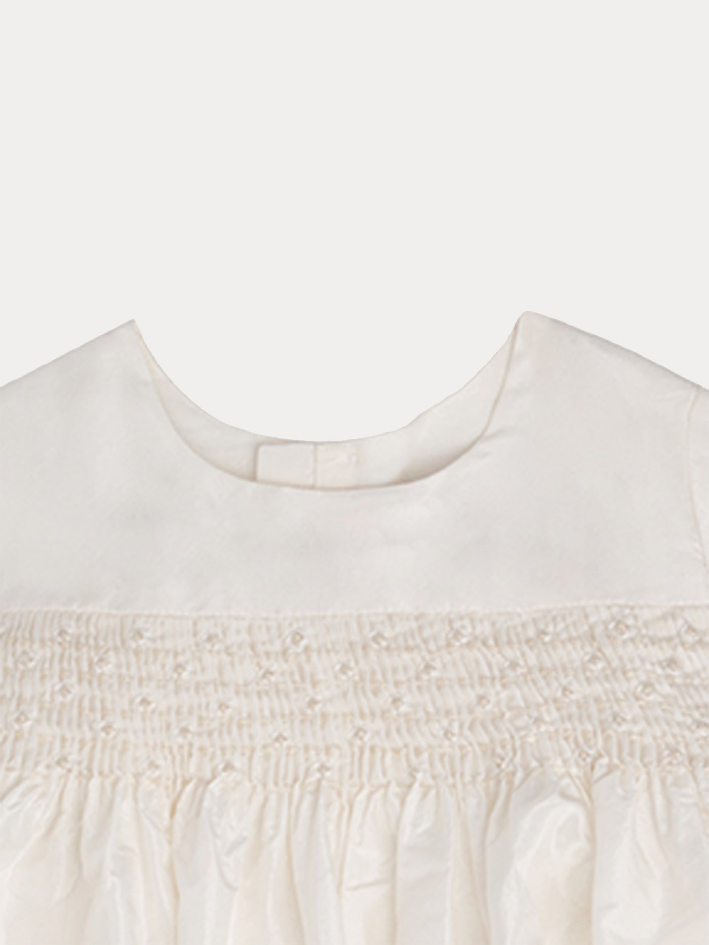 Robe en taffetas de soie bébé blanc lait